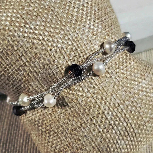 Hand Crafted Freshwater Pearl Austrian Crystal White Purple Twist Bracelet - Picture 3 of 8